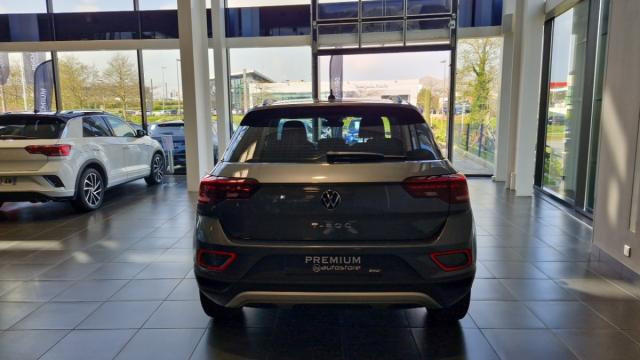 Volkswagen T-Roc image 8