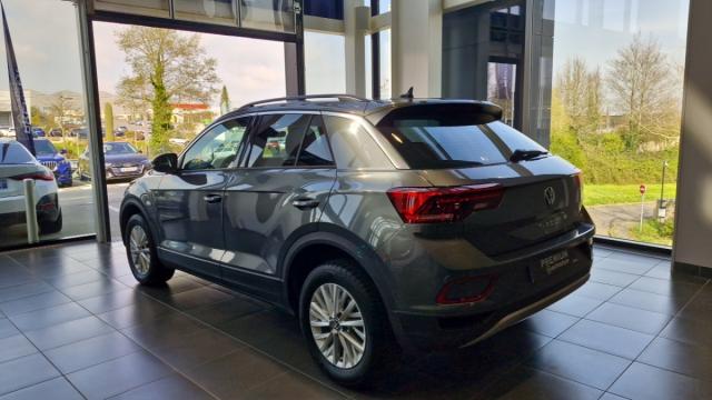 Volkswagen T-Roc image 4