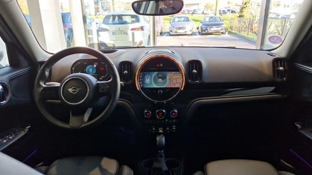 Mini Countryman image 8