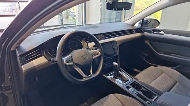 Volkswagen Passat Sw image 5