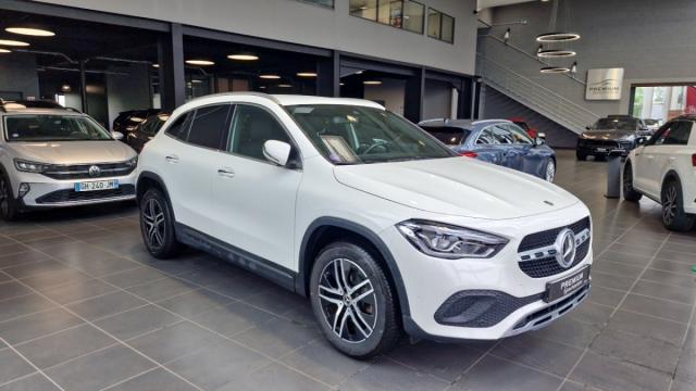 Mercedes Benz Gla image 3