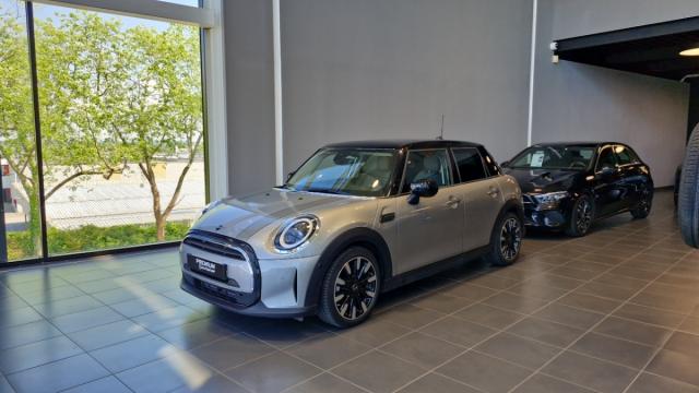 Mini Mini Iv Cooper Essential 136 Ch Bva7