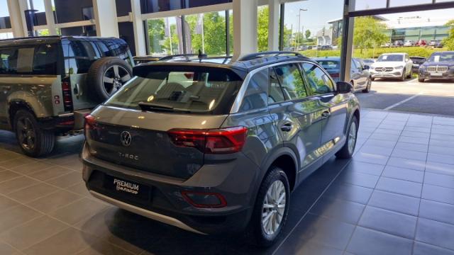 Volkswagen T-Roc image 3