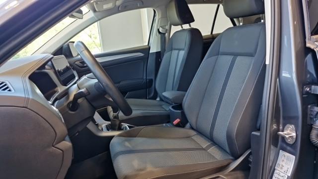 Volkswagen T-Roc image 8
