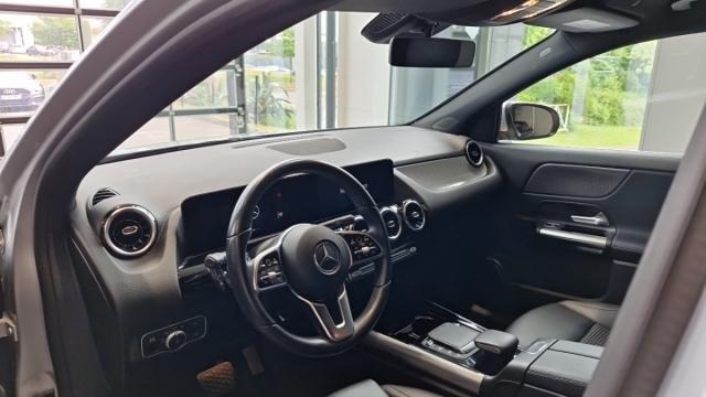 Mercedes Benz Gla image 2