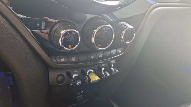 Mini Countryman image 6