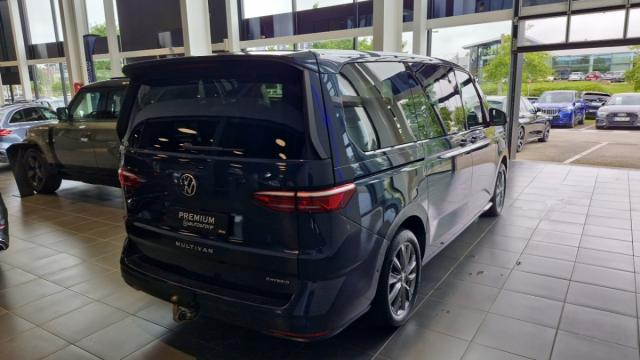 Volkswagen Multivan image 3