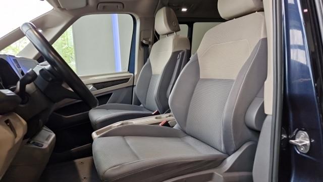 Volkswagen Multivan image 8