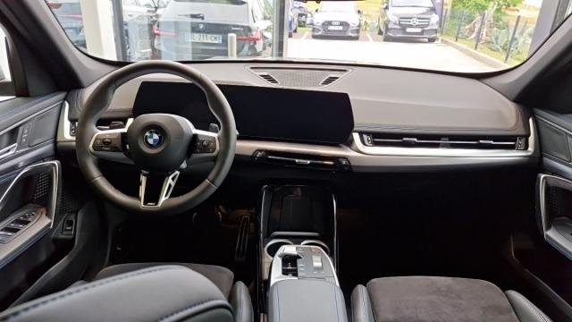 Bmw X1 image 2