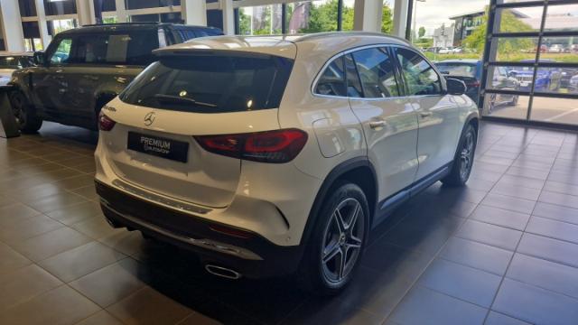 Mercedes Benz Gla image 6
