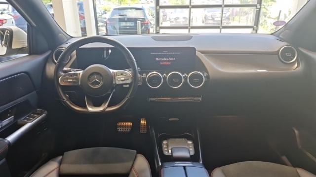 Mercedes Benz Gla image 1