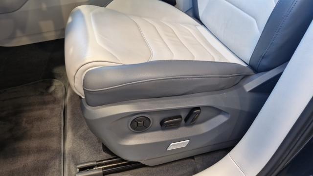 Volkswagen Touareg image 5