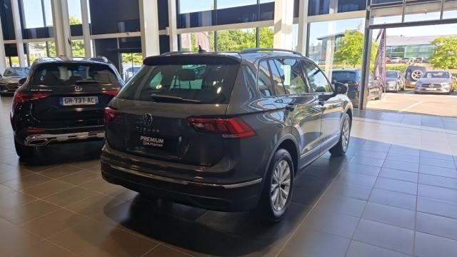 Volkswagen Tiguan image 8