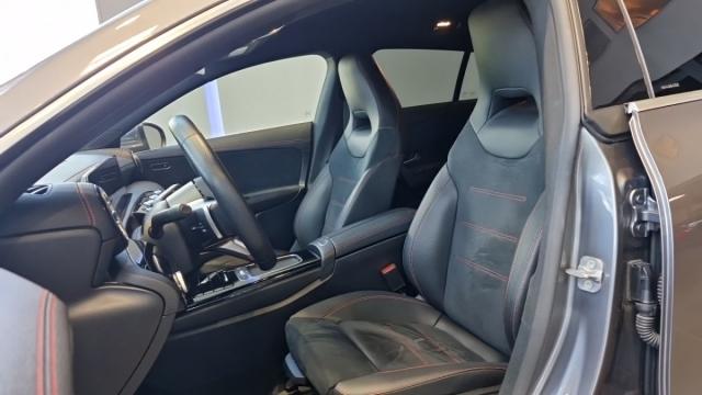 Mercedes Benz Cla Shooting Brake image 1