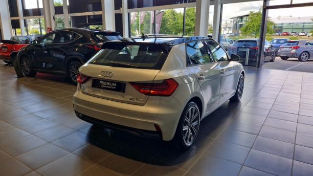 Audi A1 Sportback image 1
