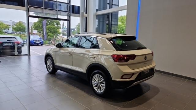 Volkswagen T-Roc image 3