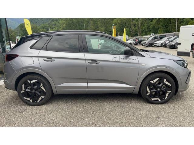 Opel Grandland image 1