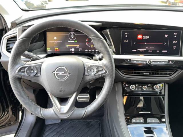 Opel Grandland image 2