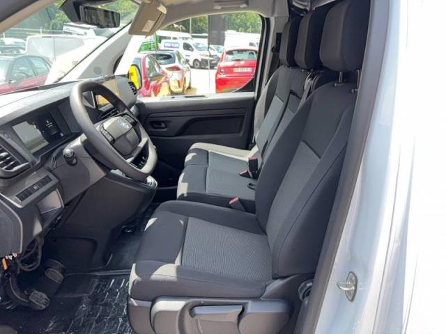 Opel Vivaro image 9