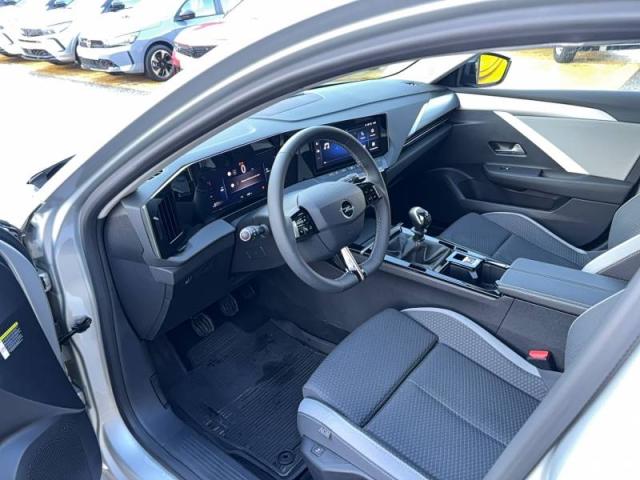 Opel Astra image 6