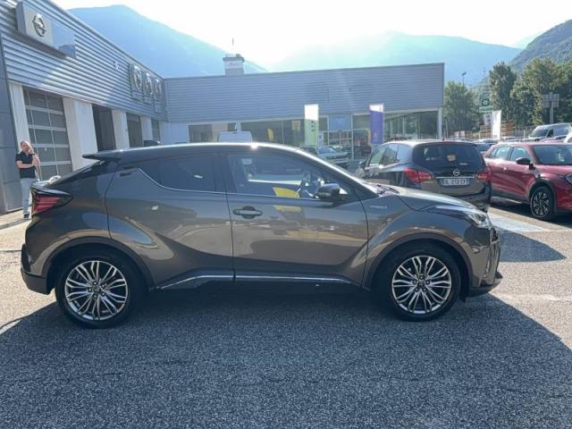 Toyota C-Hr image 8