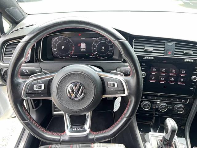 Volkswagen Golf image 7