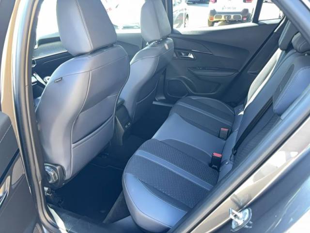 Peugeot 2008 image 1
