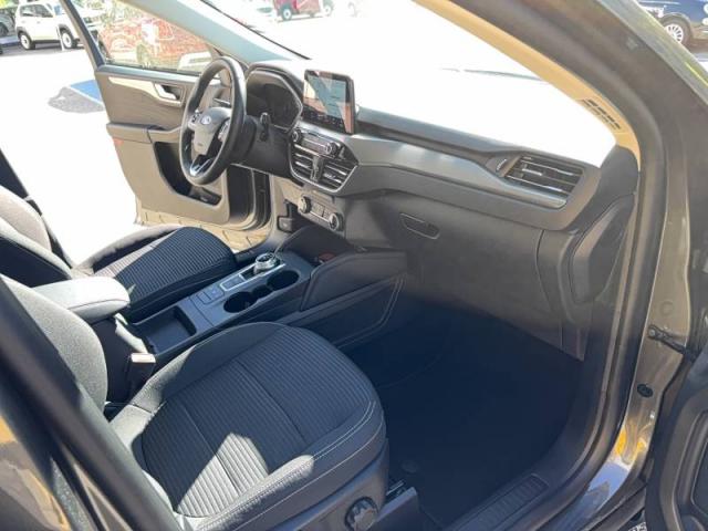 Ford Kuga image 7