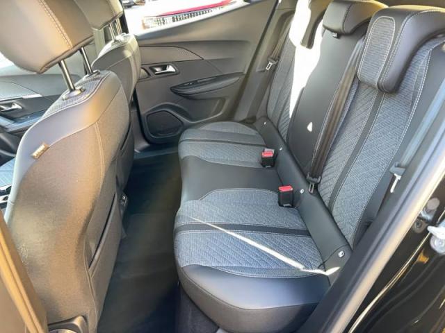 Peugeot 2008 image 6