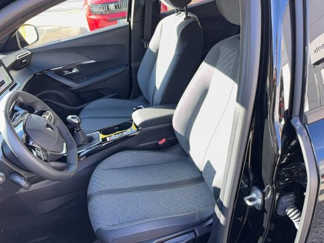 Peugeot 2008 image 1