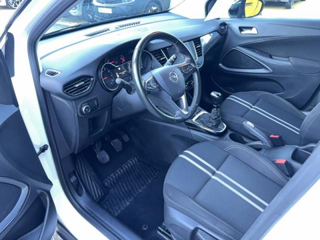 Opel Crossland image 8