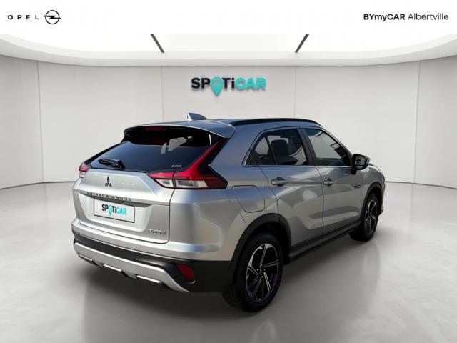 Mitsubishi Eclipse Cross image 3