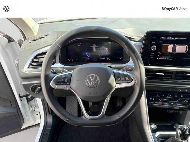 Volkswagen T-Roc image 9