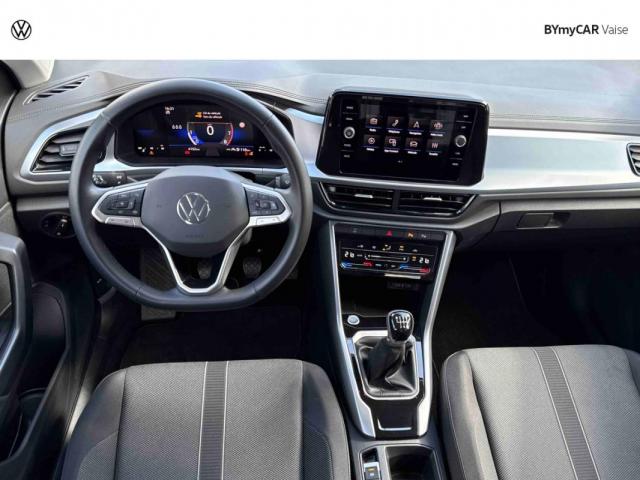 Volkswagen T-Roc image 7