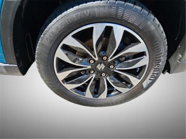 Suzuki Vitara image 6