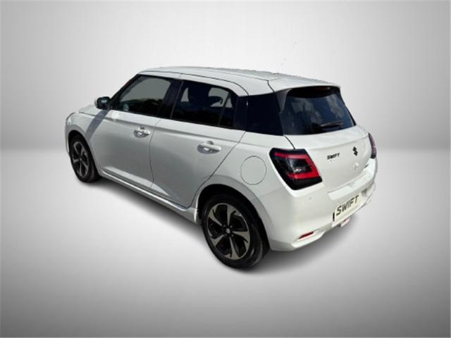 Suzuki Swift image 6