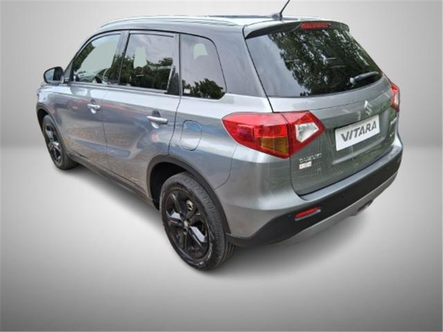 Suzuki Vitara image 7