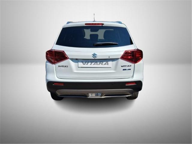 Suzuki Vitara image 8