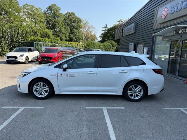 Suzuki Swace image 2