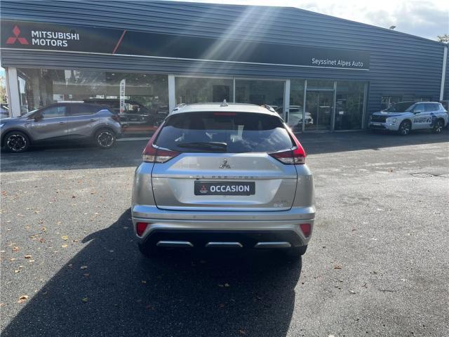 Mitsubishi Eclipse Cross image 4