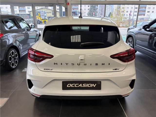 Mitsubishi Colt image 7