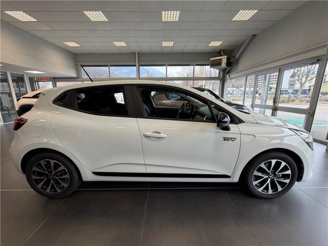 Mitsubishi Colt image 8