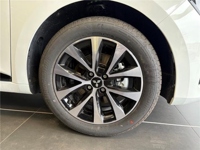 Mitsubishi Colt image 1