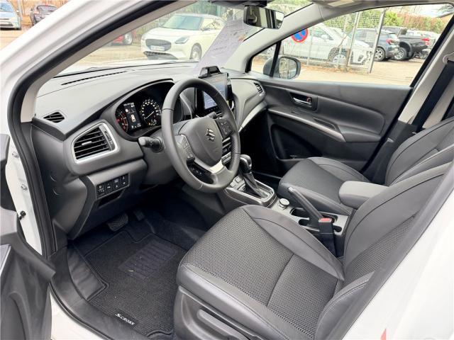 Suzuki S-Cross image 2