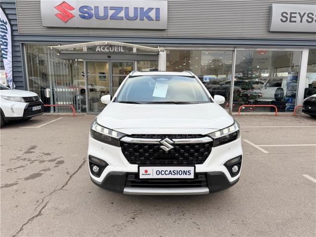 Suzuki S-Cross image 1