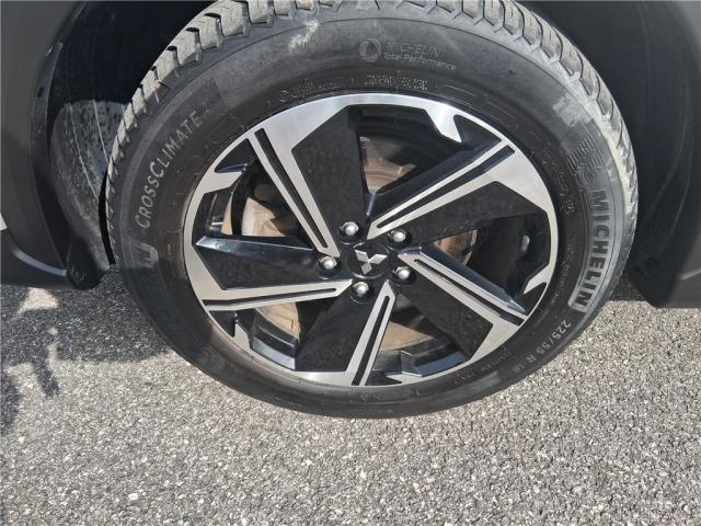 Mitsubishi Eclipse Cross image 3