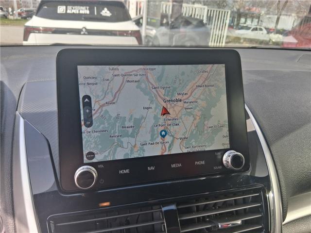 Mitsubishi Eclipse Cross image 2