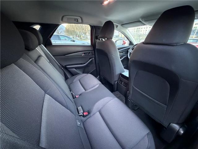 Mazda Cx-30 image 4