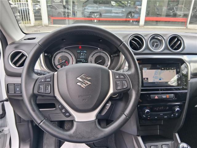 Suzuki Vitara image 3