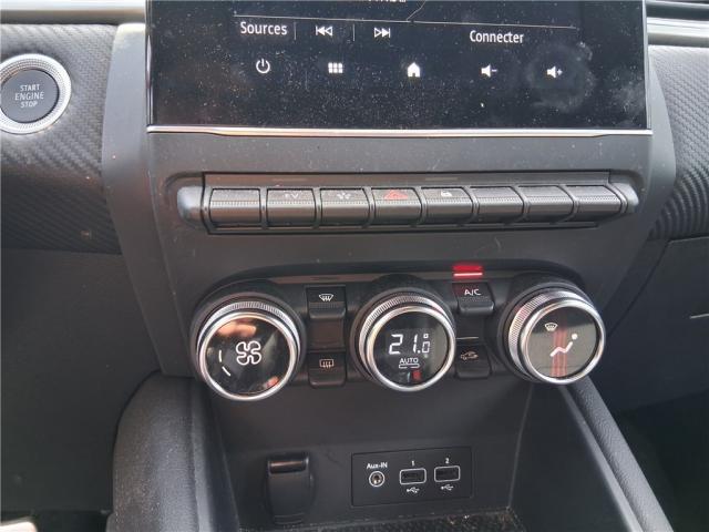 Renault Captur image 2